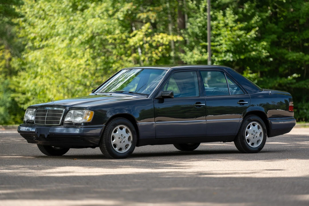 1995 Mercedes-Benz W124 E-Class - Image 30 of 31