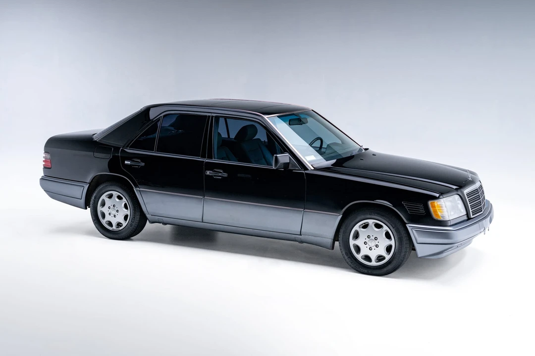 1995 Mercedes-Benz W124 E-Class - Image 13 of 31