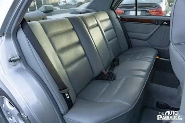1995 Mercedes-Benz W124 E-Class - Image 16 of 21