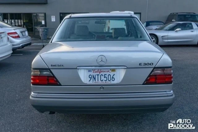 1995 Mercedes-Benz W124 E-Class - Image 6 of 21