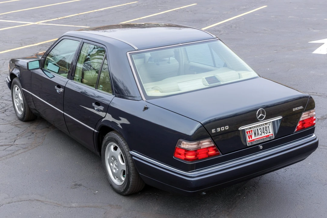 1995 Mercedes-Benz W124 E-Class - Image 5 of 31