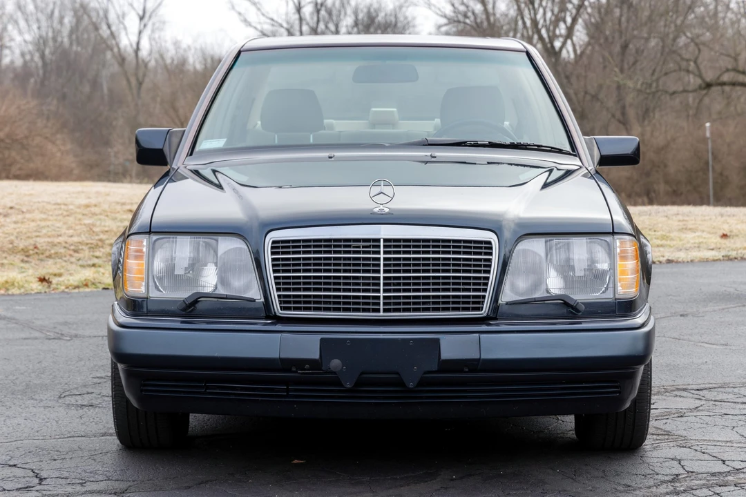 1995 Mercedes-Benz W124 E-Class - Image 10 of 31