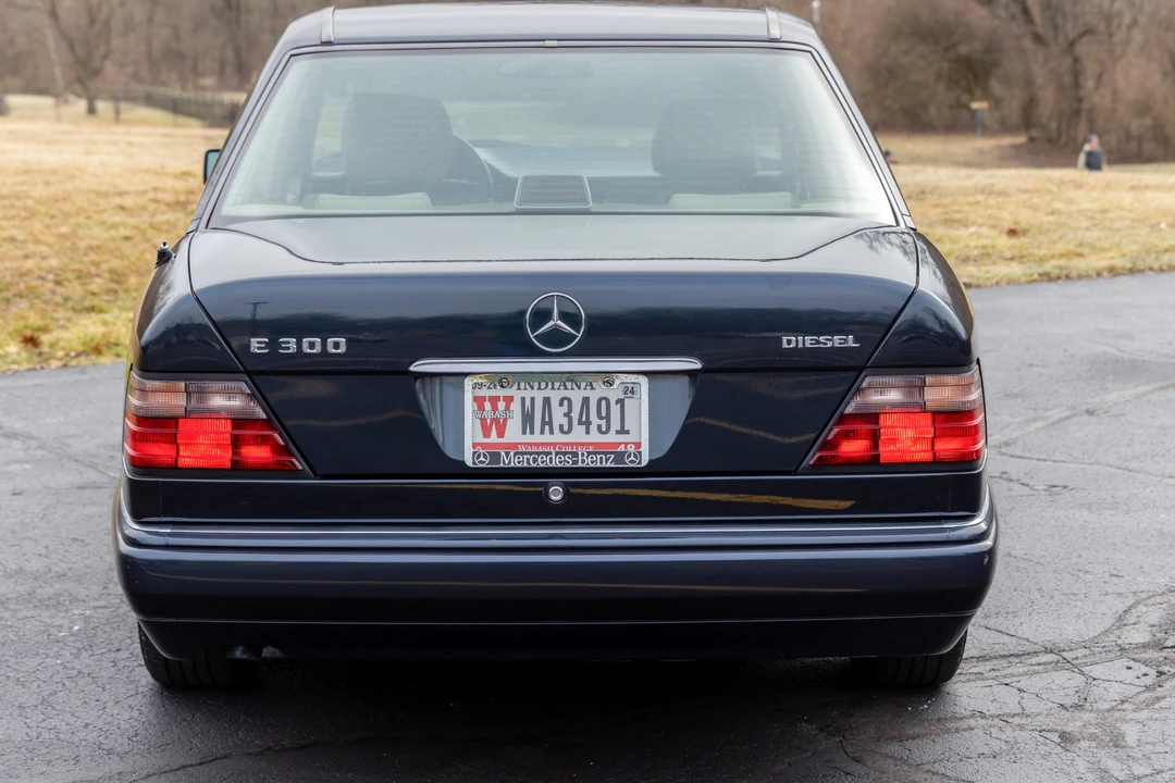 1995 Mercedes-Benz W124 E-Class - Image 30 of 31
