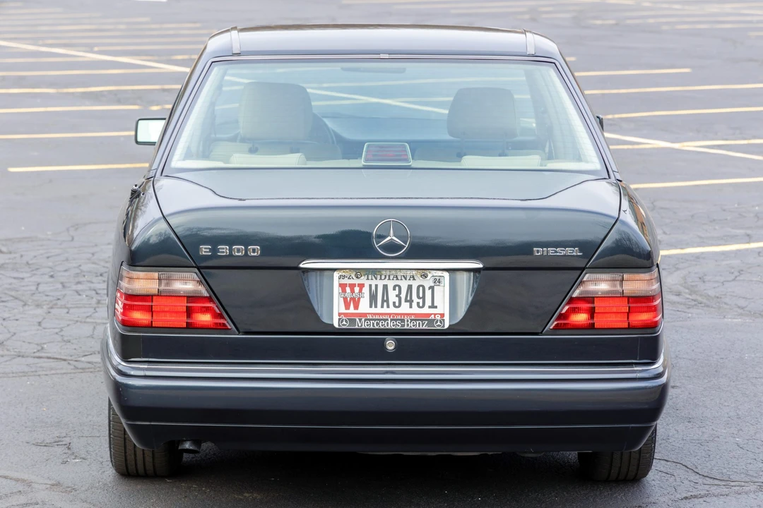 1995 Mercedes-Benz W124 E-Class - Image 7 of 31