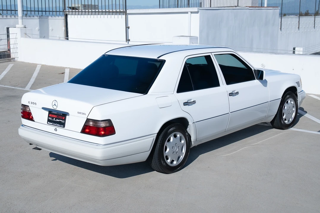 1995 Mercedes-Benz W124 E-Class - Image 16 of 21