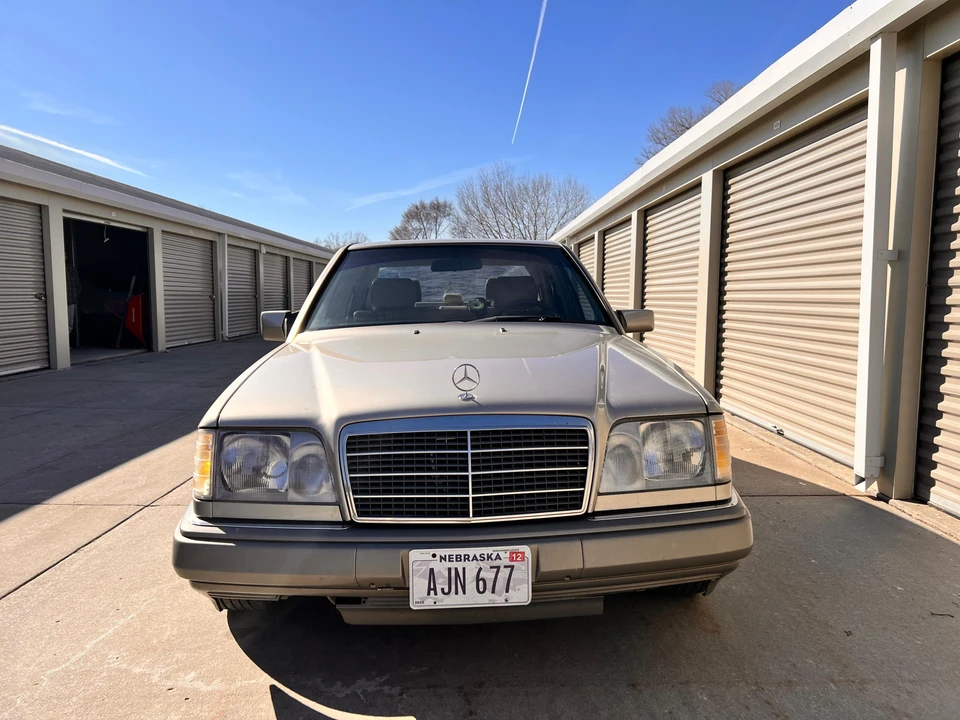 1995 Mercedes-Benz W124 E-Class - Image 6 of 31