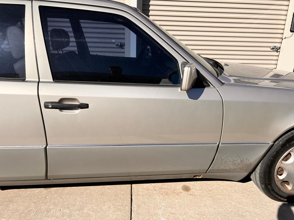 1995 Mercedes-Benz W124 E-Class - Image 27 of 31