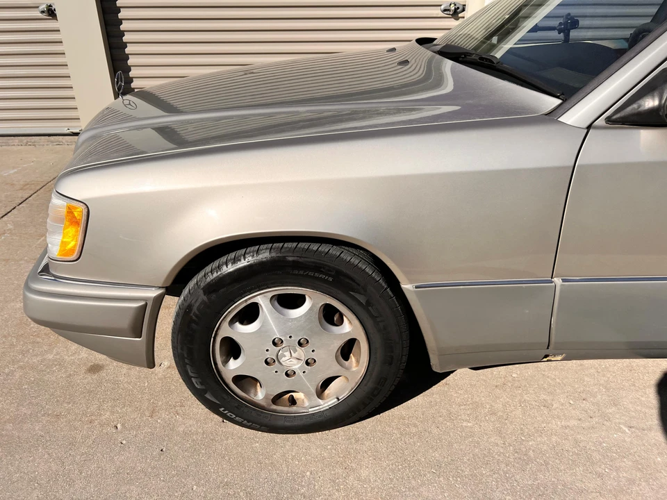 1995 Mercedes-Benz W124 E-Class - Image 21 of 31