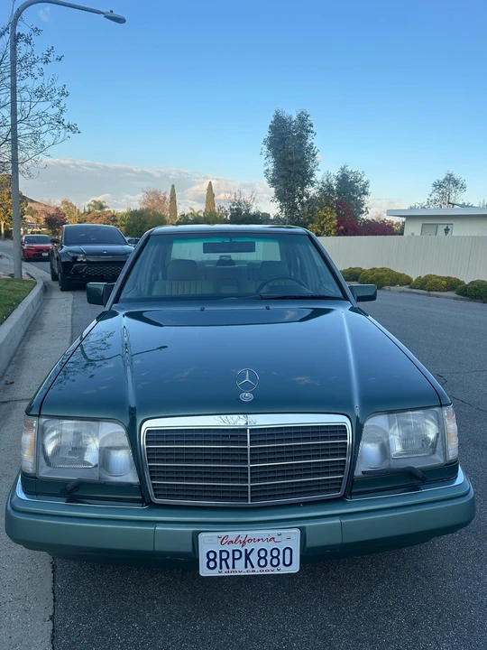 1995 Mercedes-Benz W124 E-Class - Image 6 of 31