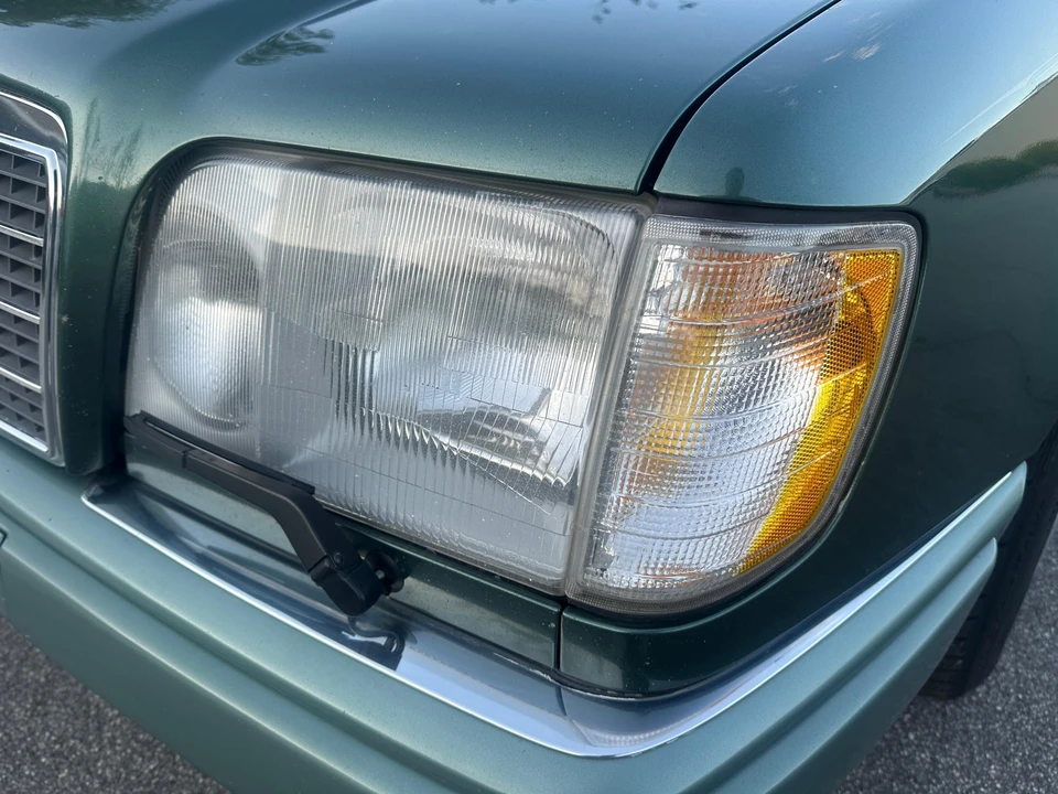 1995 Mercedes-Benz W124 E-Class - Image 21 of 31