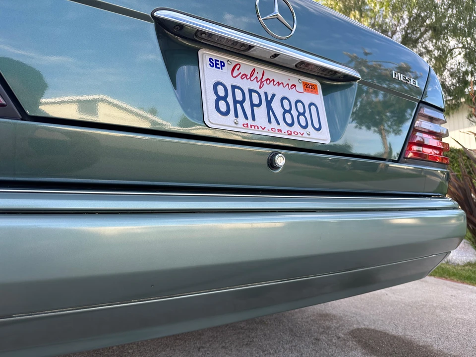 1995 Mercedes-Benz W124 E-Class - Image 28 of 31
