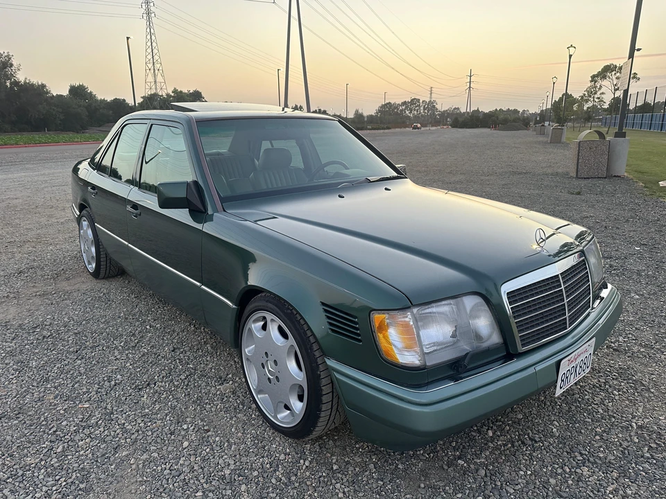 1995 Mercedes-Benz W124 E-Class - Image 16 of 31