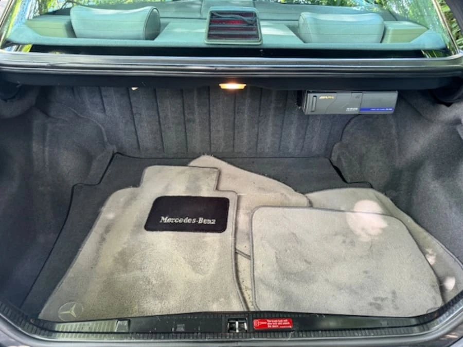 1995 Mercedes-Benz W124 E-Class - Image 22 of 23