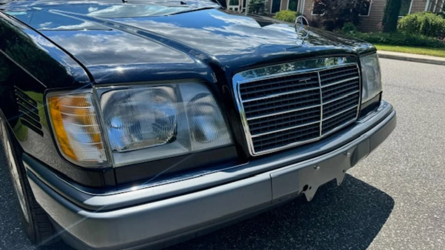 1995 Mercedes-Benz W124 E-Class - Image 8 of 23