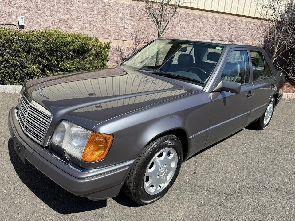 1995 Mercedes-Benz W124 E-Class - Image 28 of 31