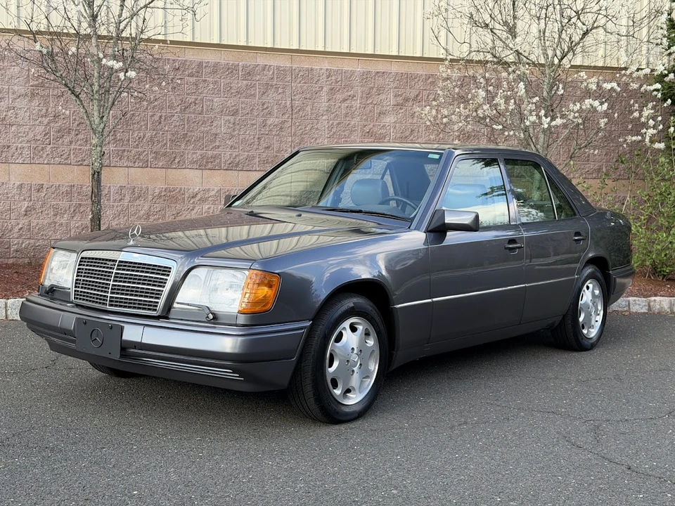 1995 Mercedes-Benz W124 E-Class - Image 5 of 31