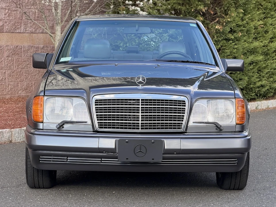 1995 Mercedes-Benz W124 E-Class - Image 7 of 31