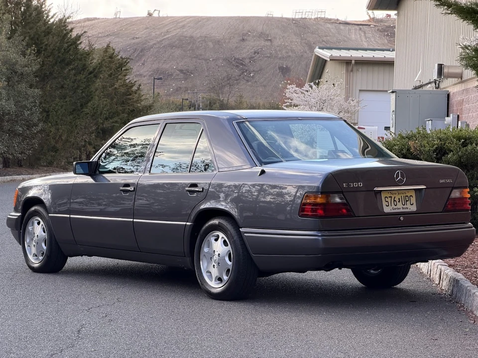 1995 Mercedes-Benz W124 E-Class - Image 21 of 31