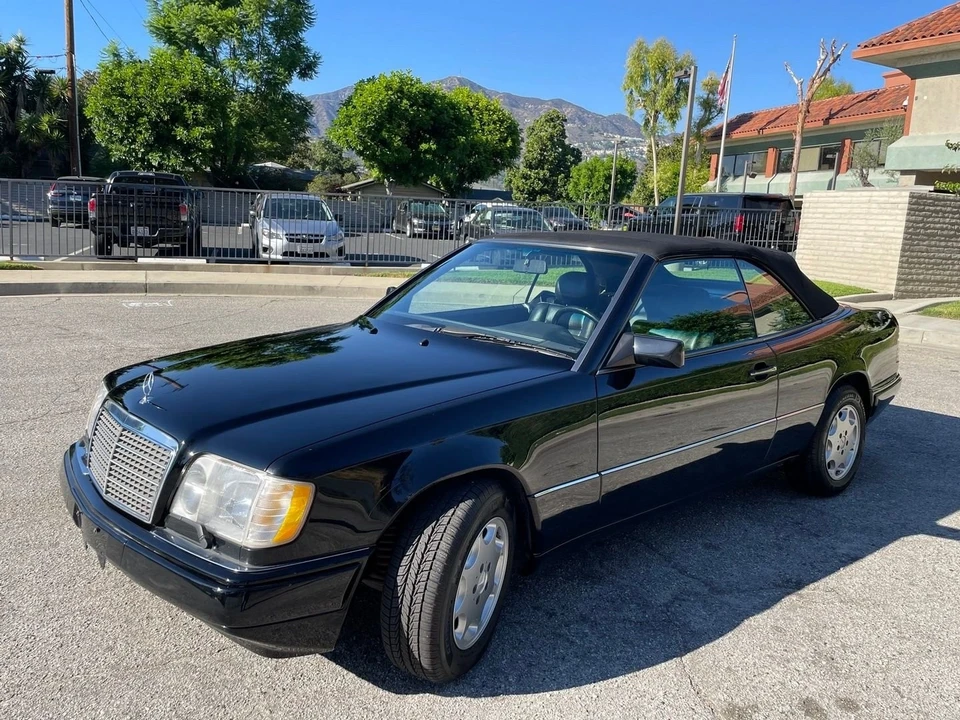 1995 Mercedes-Benz W124 E-Class - Image 11 of 21