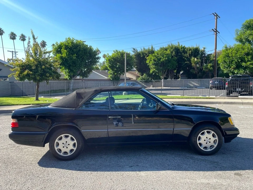 1995 Mercedes-Benz W124 E-Class - Image 15 of 21