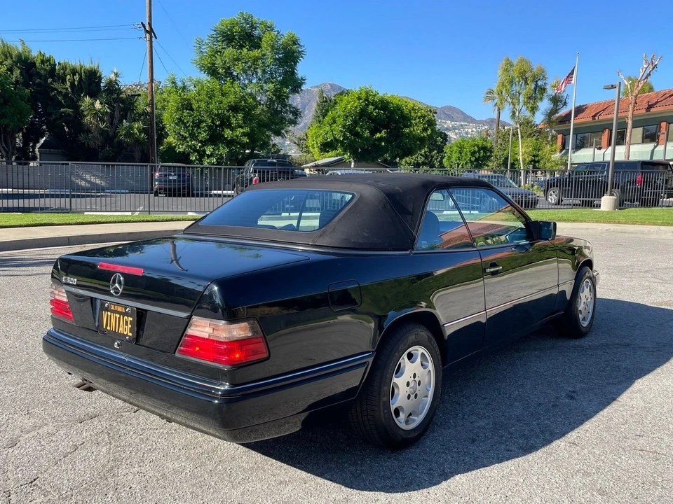 1995 Mercedes-Benz W124 E-Class - Image 14 of 21