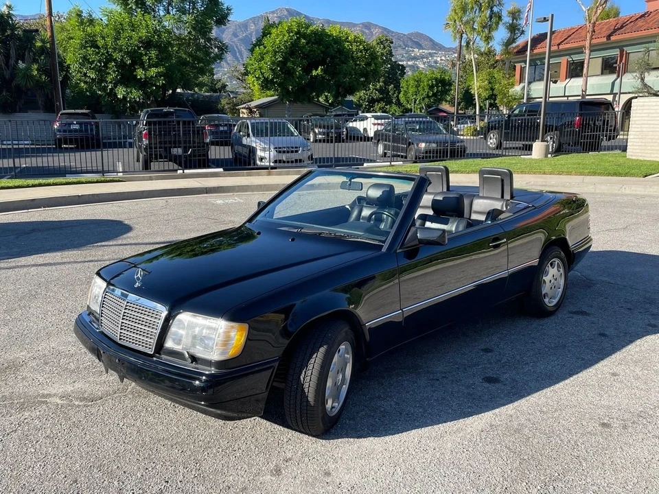 1995 Mercedes-Benz W124 E-Class - Image 3 of 21