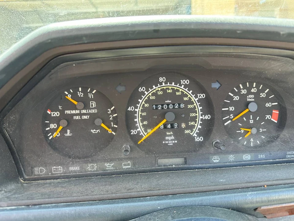 1995 Mercedes-Benz W124 E-Class - Image 12 of 12