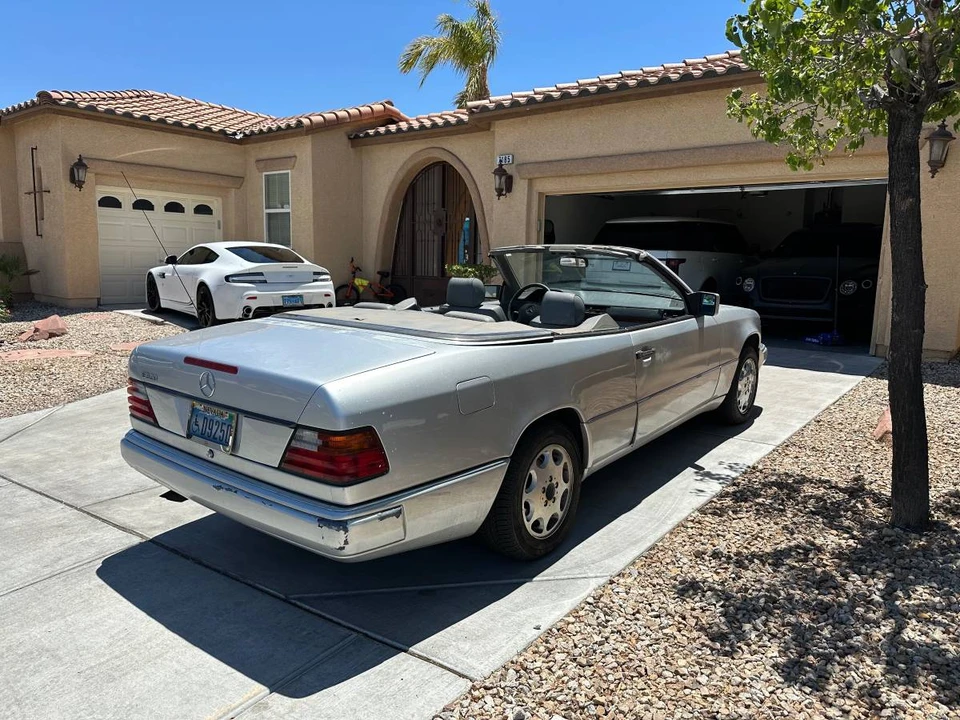 1995 Mercedes-Benz W124 E-Class - Image 3 of 12
