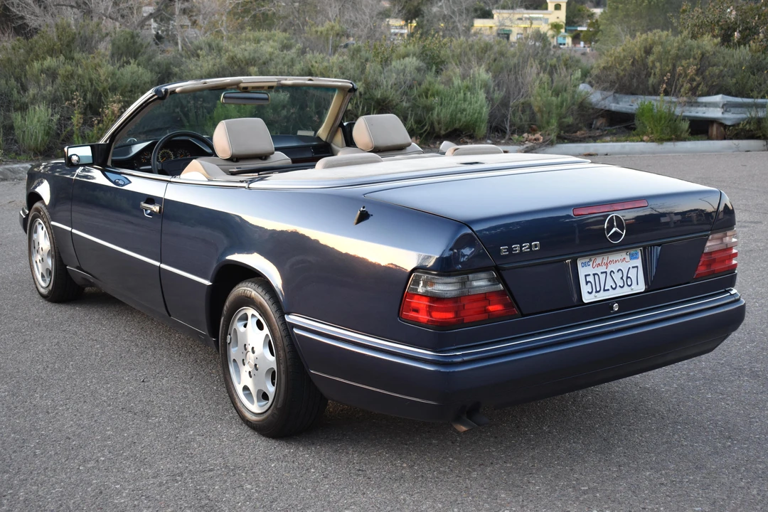 1995 Mercedes-Benz W124 E-Class - Image 4 of 5