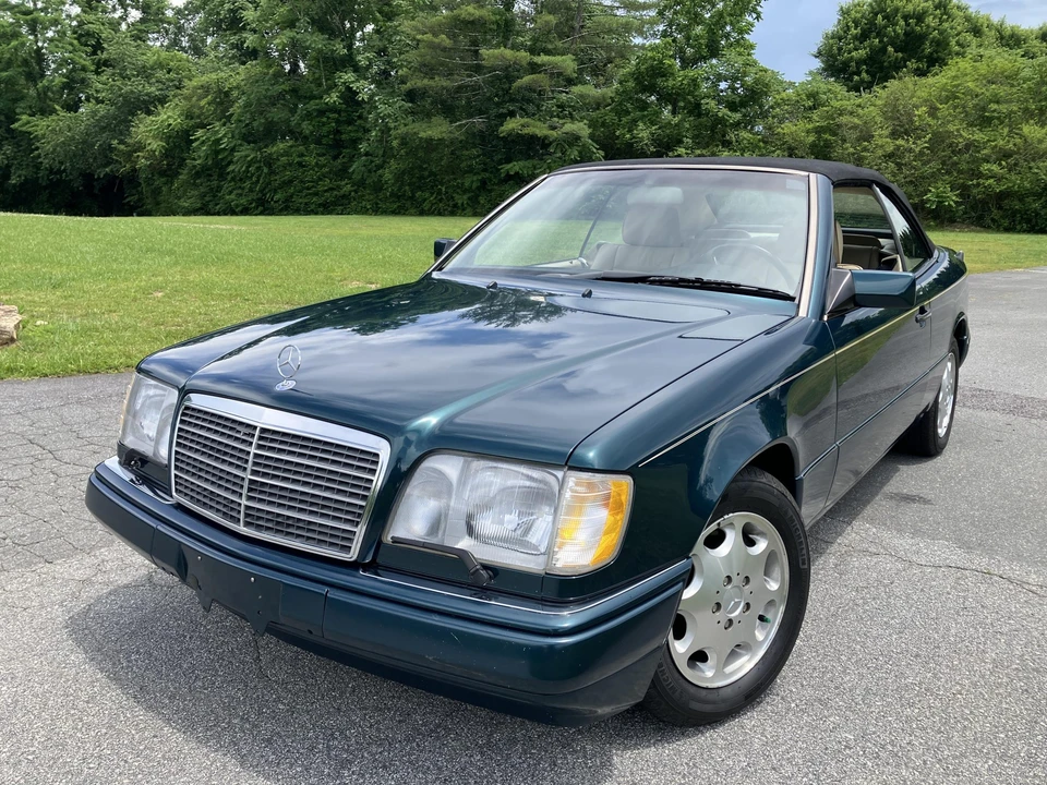 1995 Mercedes-Benz W124 E-Class - Image 2 of 31