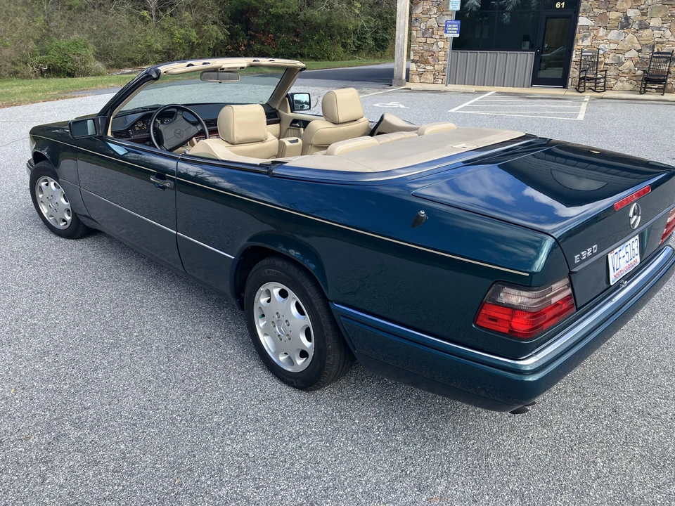 1995 Mercedes-Benz W124 E-Class - Image 30 of 31