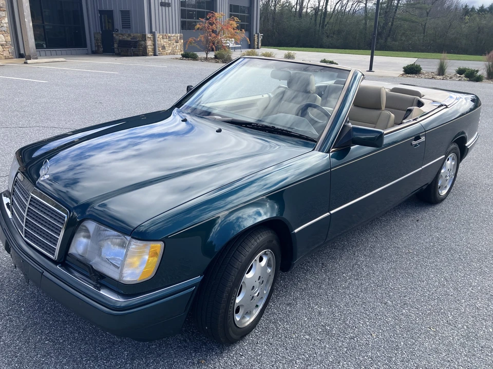 1995 Mercedes-Benz W124 E-Class - Image 26 of 31
