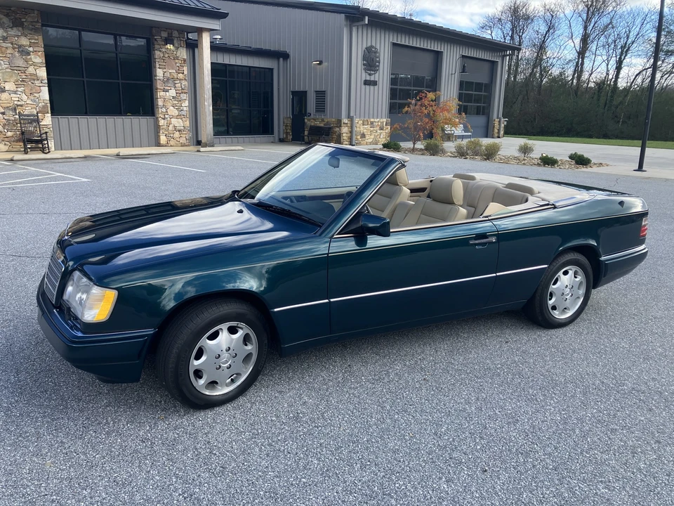 1995 Mercedes-Benz W124 E-Class - Image 25 of 31