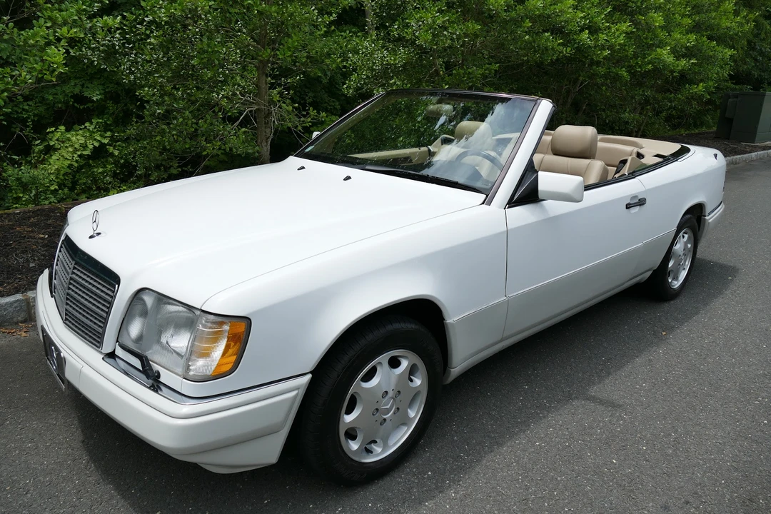 1995 Mercedes-Benz W124 E-Class - Image 4 of 31