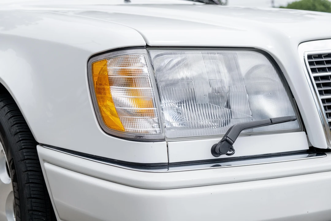 1995 Mercedes-Benz W124 E-Class - Image 30 of 31