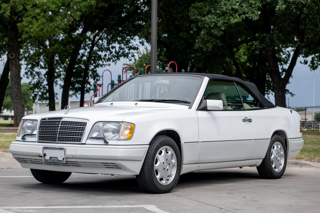 1995 Mercedes-Benz W124 E-Class - Image 11 of 31