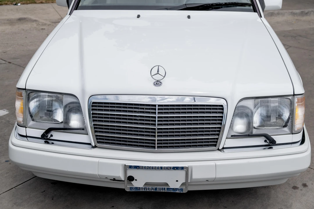 1995 Mercedes-Benz W124 E-Class - Image 17 of 31