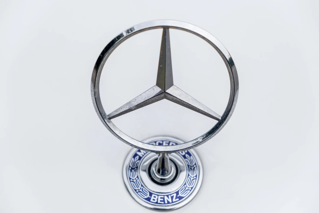 1995 Mercedes-Benz W124 E-Class - Image 18 of 31