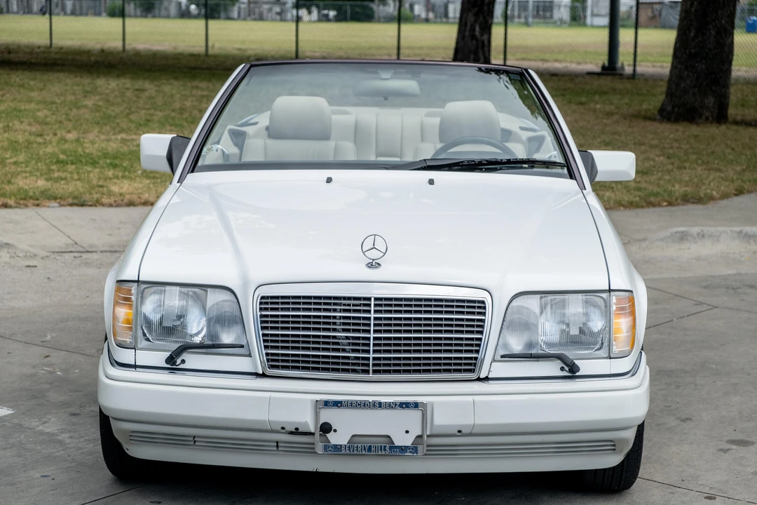 1995 Mercedes-Benz W124 E-Class - Image 6 of 31