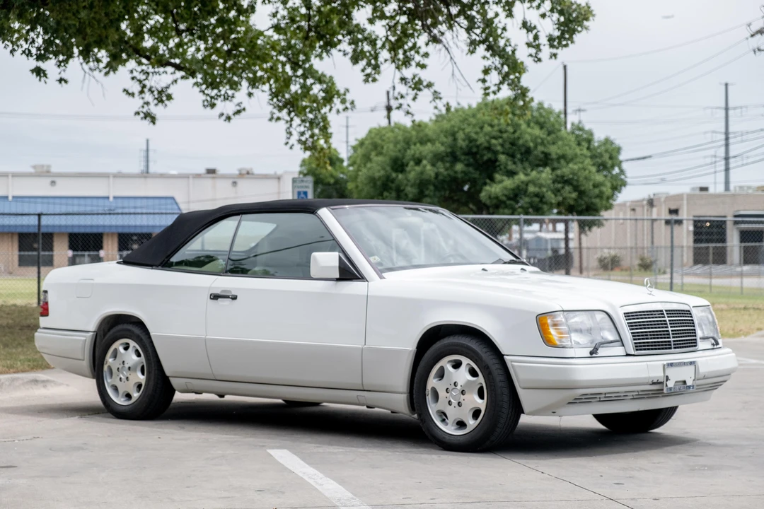 1995 Mercedes-Benz W124 E-Class - Image 16 of 31