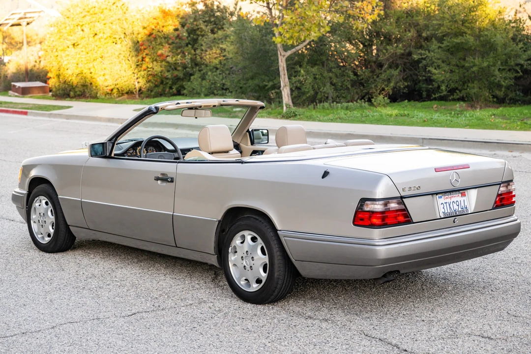 1995 Mercedes-Benz W124 E-Class - Image 3 of 31