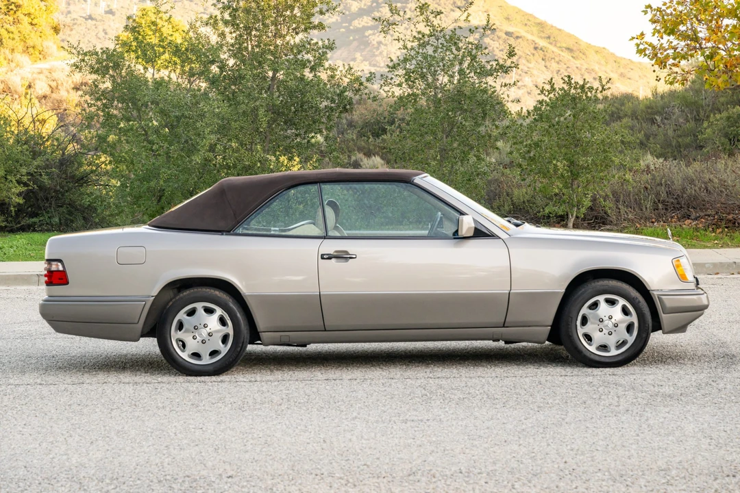 1995 Mercedes-Benz W124 E-Class - Image 15 of 31
