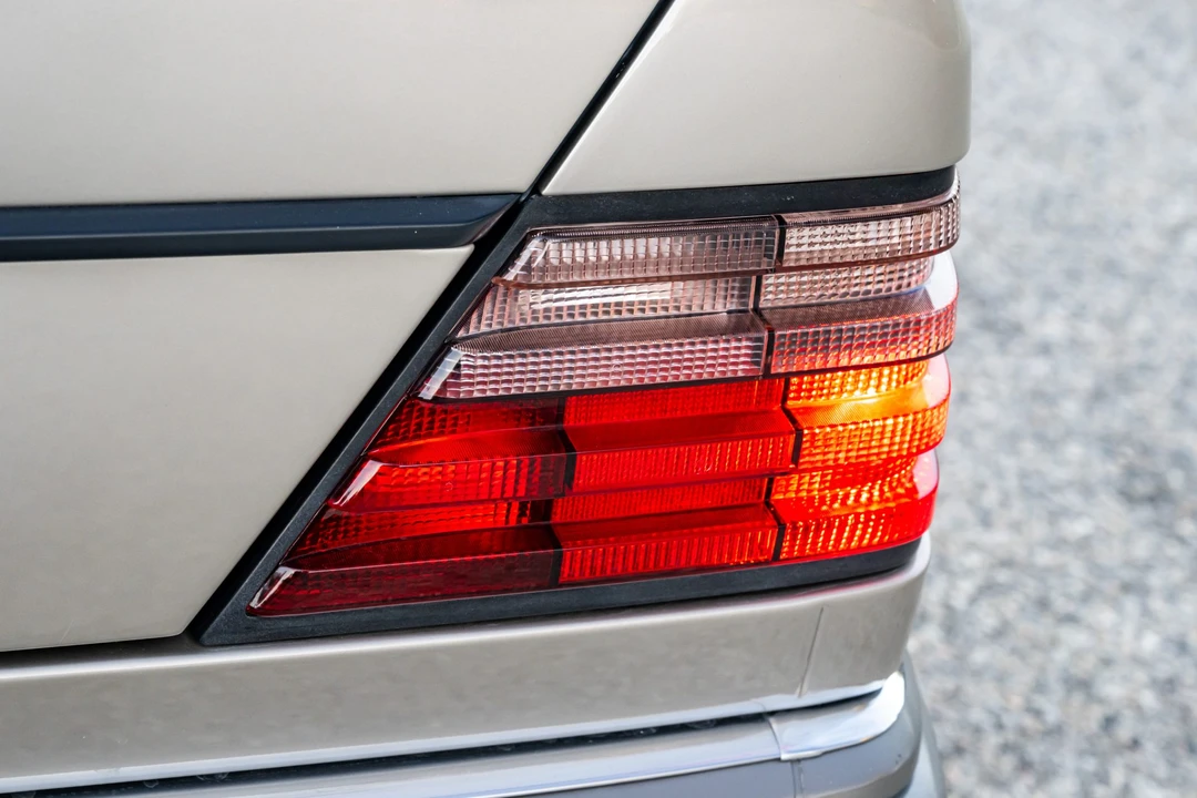 1995 Mercedes-Benz W124 E-Class - Image 24 of 31