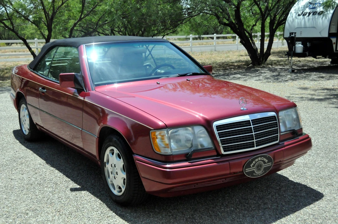 1995 Mercedes-Benz W124 E-Class - Image 15 of 31