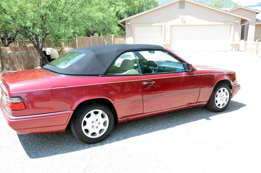1995 Mercedes-Benz W124 E-Class - Image 12 of 31