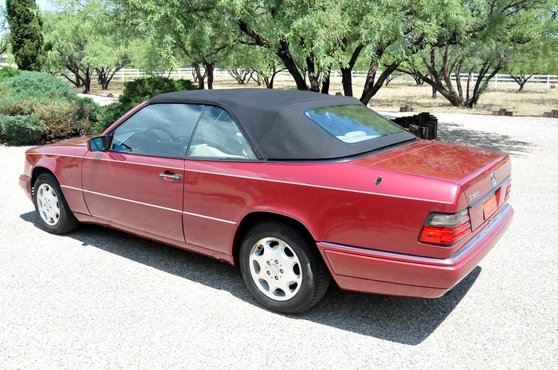 1995 Mercedes-Benz W124 E-Class - Image 6 of 31