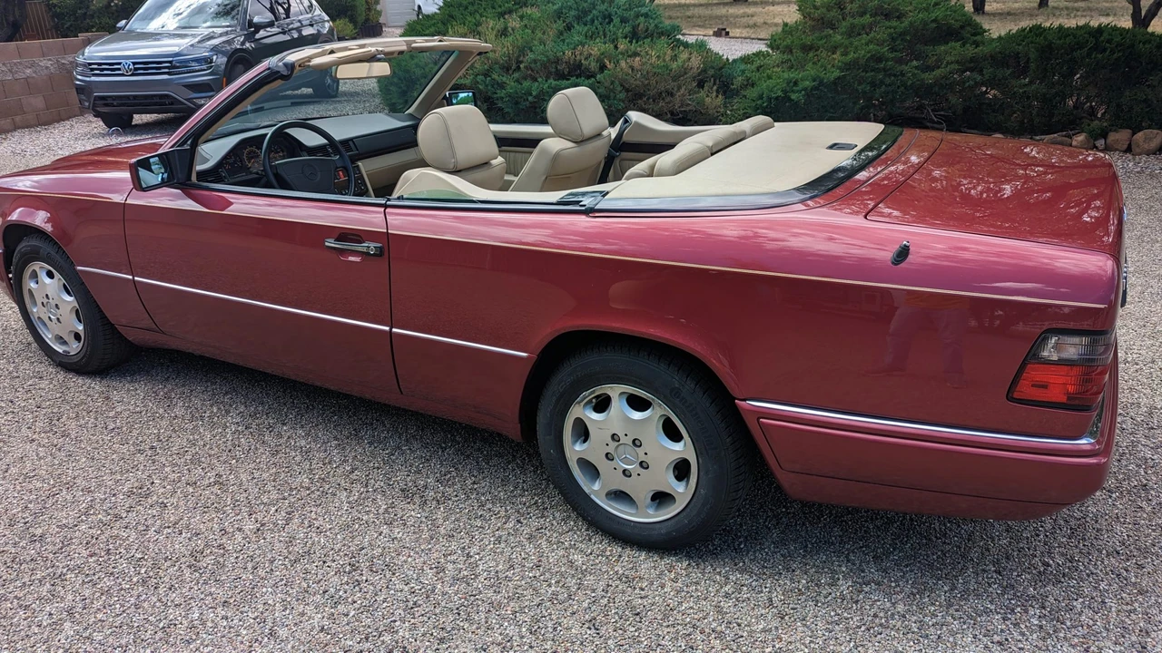 1995 Mercedes-Benz W124 E-Class - Image 20 of 31