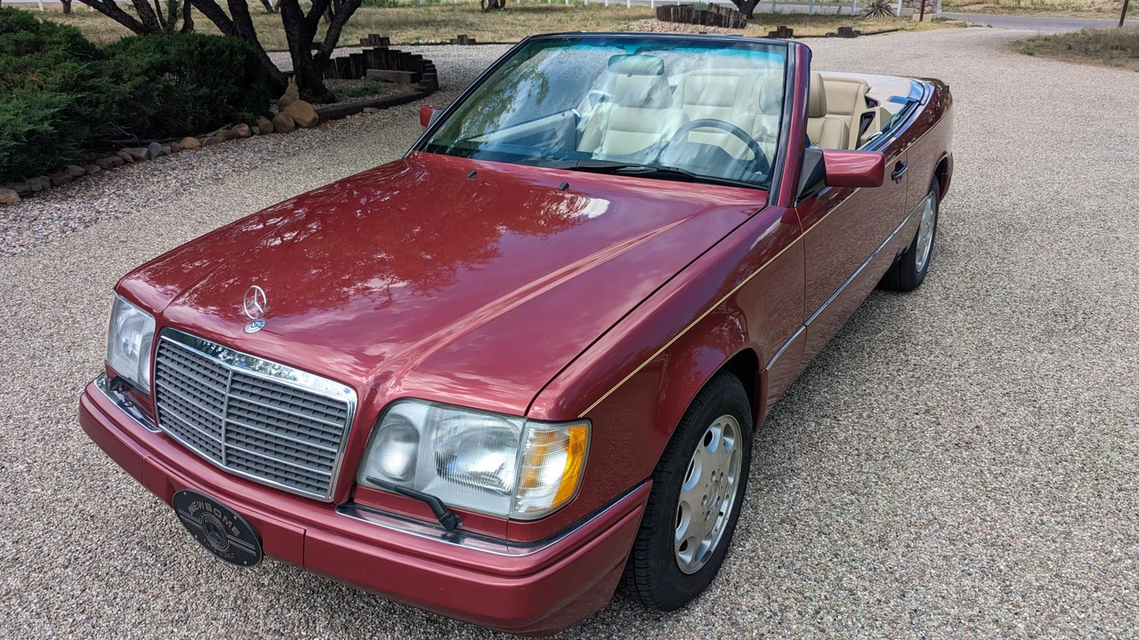 1995 Mercedes-Benz W124 E-Class - Image 17 of 31