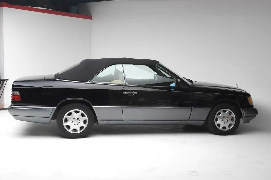 1995 Mercedes-Benz W124 E-Class - Image 8 of 31