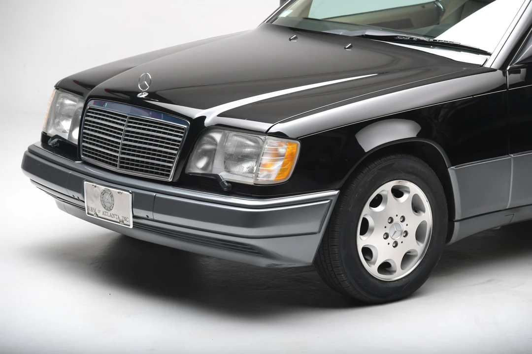 1995 Mercedes-Benz W124 E-Class - Image 9 of 31